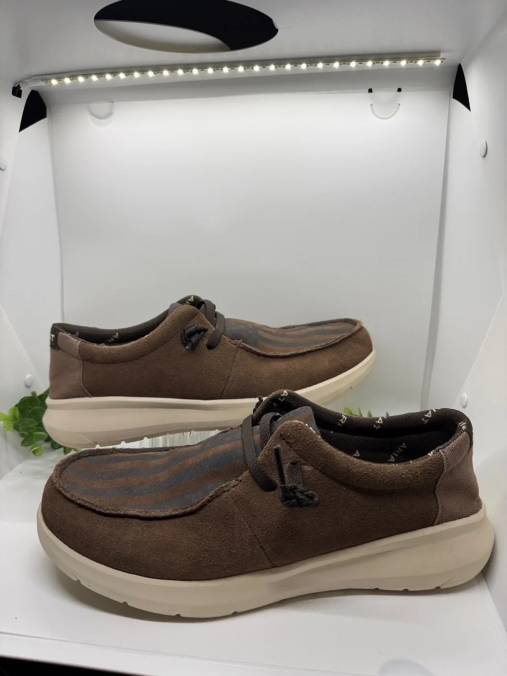 Ariat Hilo Slip on Casual Shoes Brown Bomber Suede Flag USA 10050974 Mens 11D